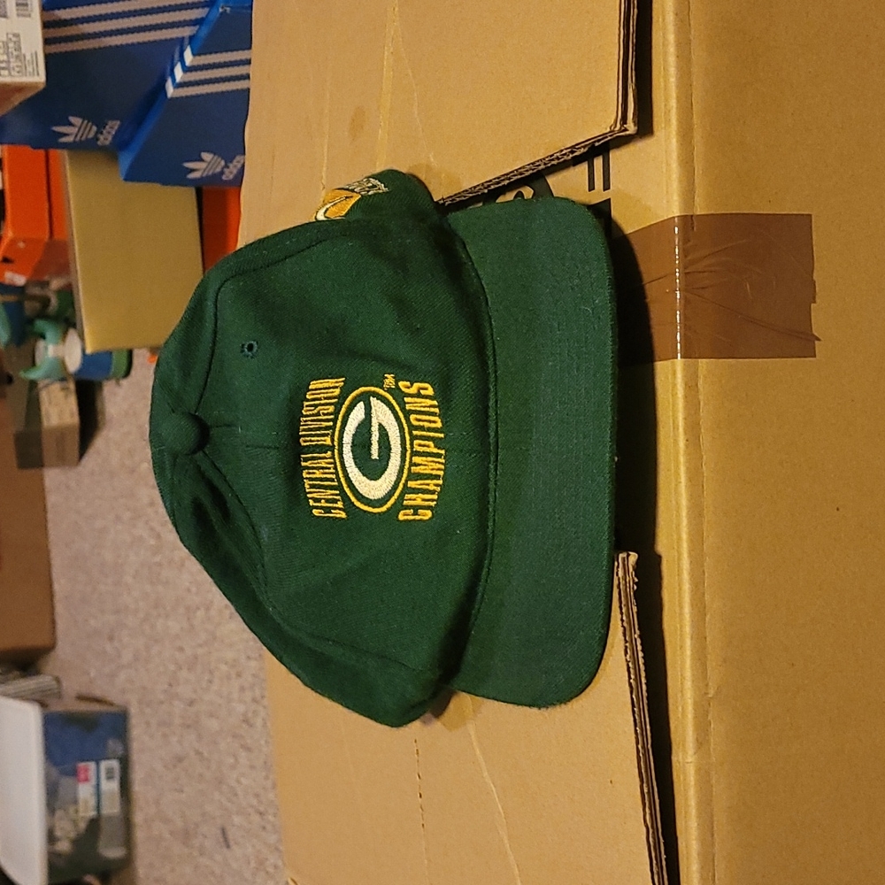 VINTAGE Greenbay Packers champions snapback... 100% wool